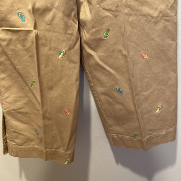 Capris size 8p Like New - Picture 7 of 8